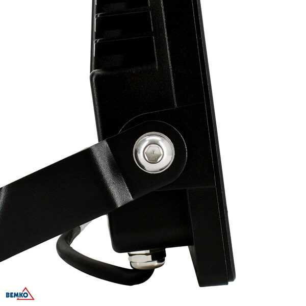 C66-LFT-050BL-CCT-9090 LED REFLEKTOR 50W 3K/4K/5K TESSA CCT IP66 7500lm 90X90 CRNI