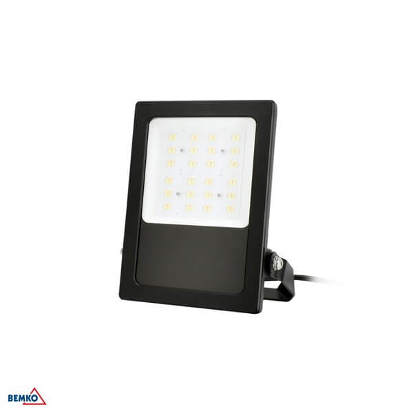 C66-LFT-050BL-CCT-9090 LED REFLEKTOR 50W 3K/4K/5K TESSA CCT IP66 7500lm 90X90 CRNI