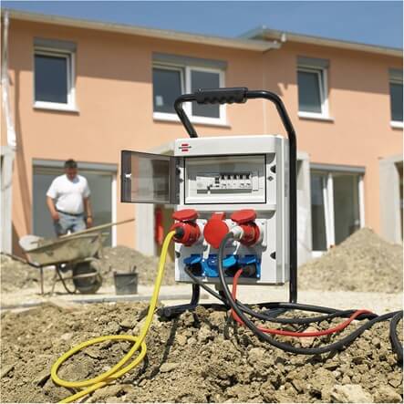 B1154908020 GRADILIŠNI ORMAR PRIJENOSNI FI30mA/1x32A+2x16A CEE400V/4xLS 1P BRENNESTUHL