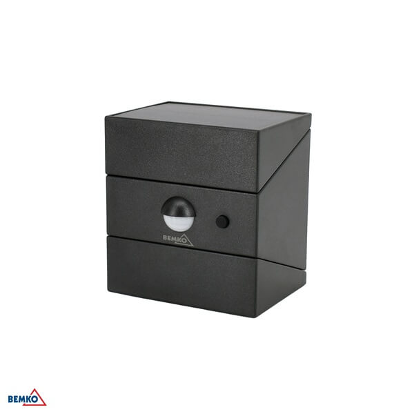 C83-SOR-002BL-CCT-PIR LED SVJETILJKA ZIDNA SOLARNA 2,5W IP65 SENZOR 3K/4K/6K 300lm CRNA RUBIC