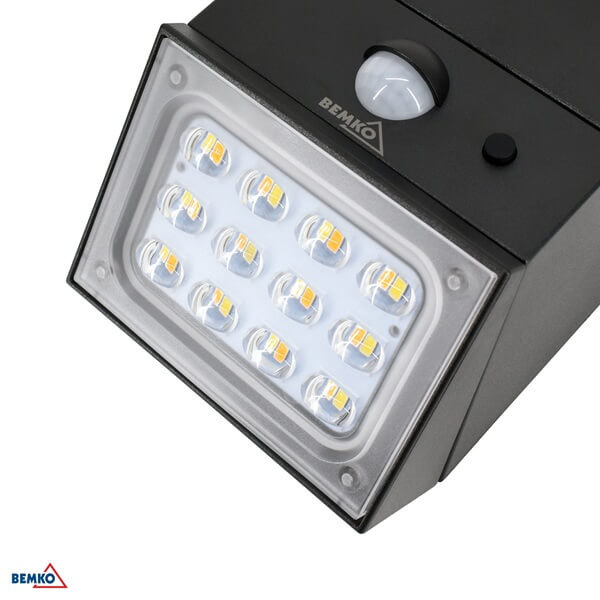 C83-SOR-002BL-CCT-PIR LED SVJETILJKA ZIDNA SOLARNA 2,5W IP65 SENZOR 3K/4K/6K 300lm CRNA RUBIC